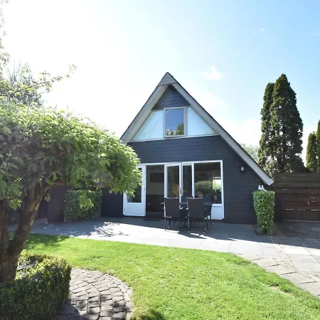 Balmy In With Fenced Garden Holiday home *